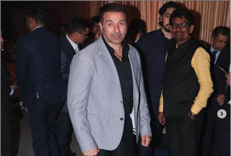 isha ambani wedding reception sunny deol to adnan sami reached at ambani party