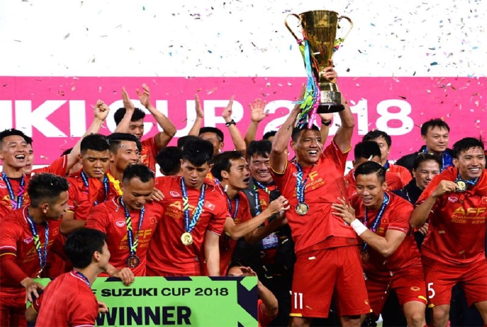 Vietnam beat Malaysia by 1-0 at home to claim Suzuki Cup 