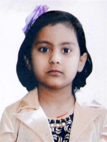 Mother going to school with mother Death in accident, wild