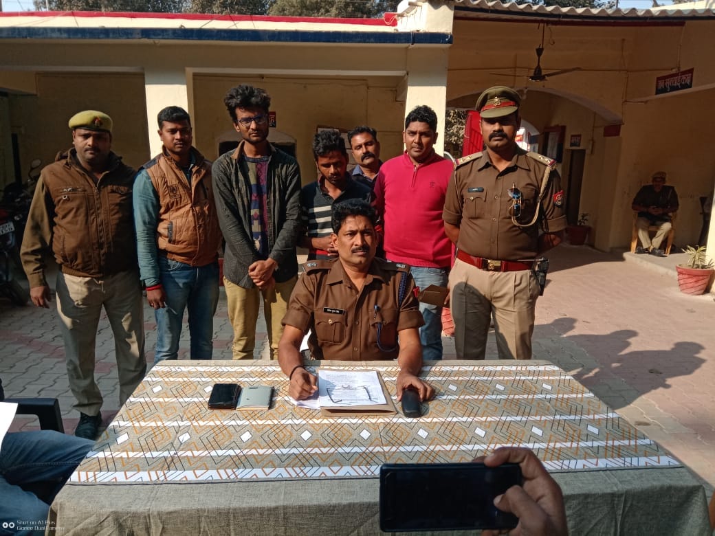varanasi police nabs bike looters who commit crime to satisfy girlfriend desire