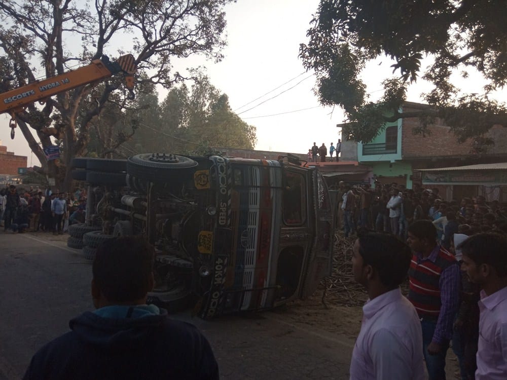sugarcane loded truck fell, one died