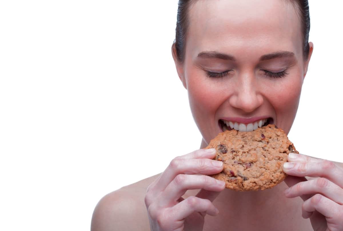 biscuit manufacturing company will be paid salaries of Rs 40 lakh for biscuit taster job