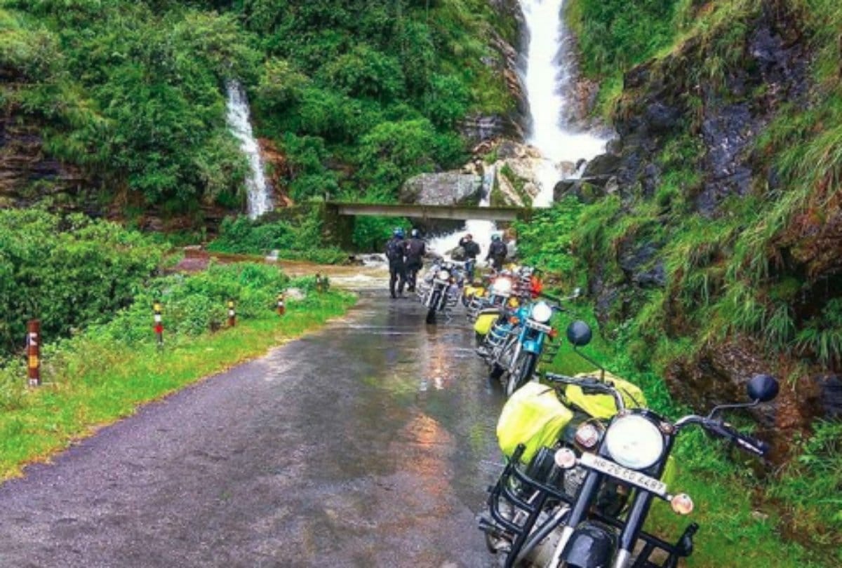 know the top five tourist place before thirty age
