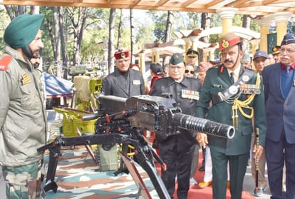 Sikh Regiment exhibits weapon exhibition at Shaheed Memorial on Vijay diwas in dharamshala
