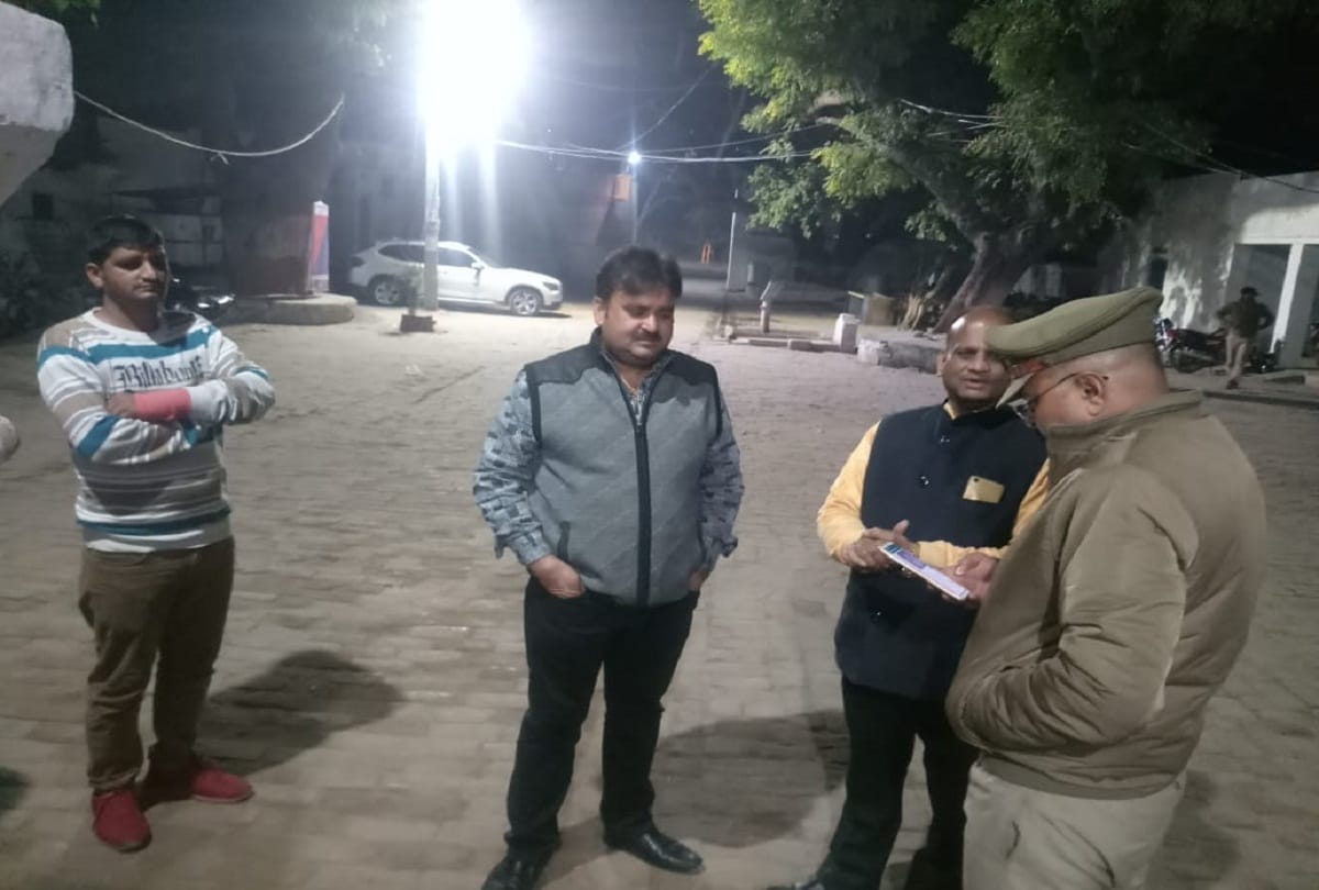 Crooks looted10 kg silver and 3 lakh cash from the silver trader in firozpur