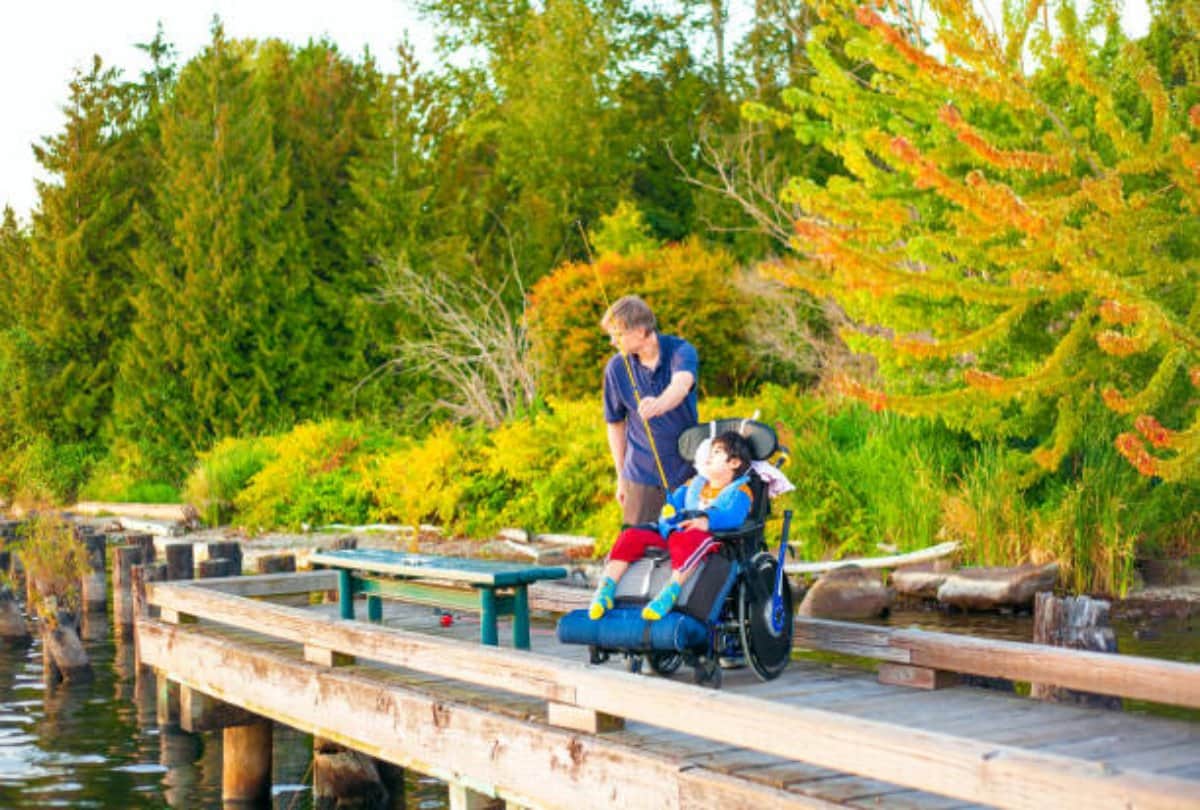 viral news this 11 year boy disease to eat himself