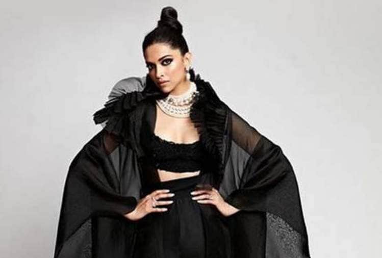 ranveer singh got star screen best actor award deepika padukone emotional