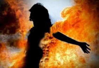 girl committed suicide in kanpur city