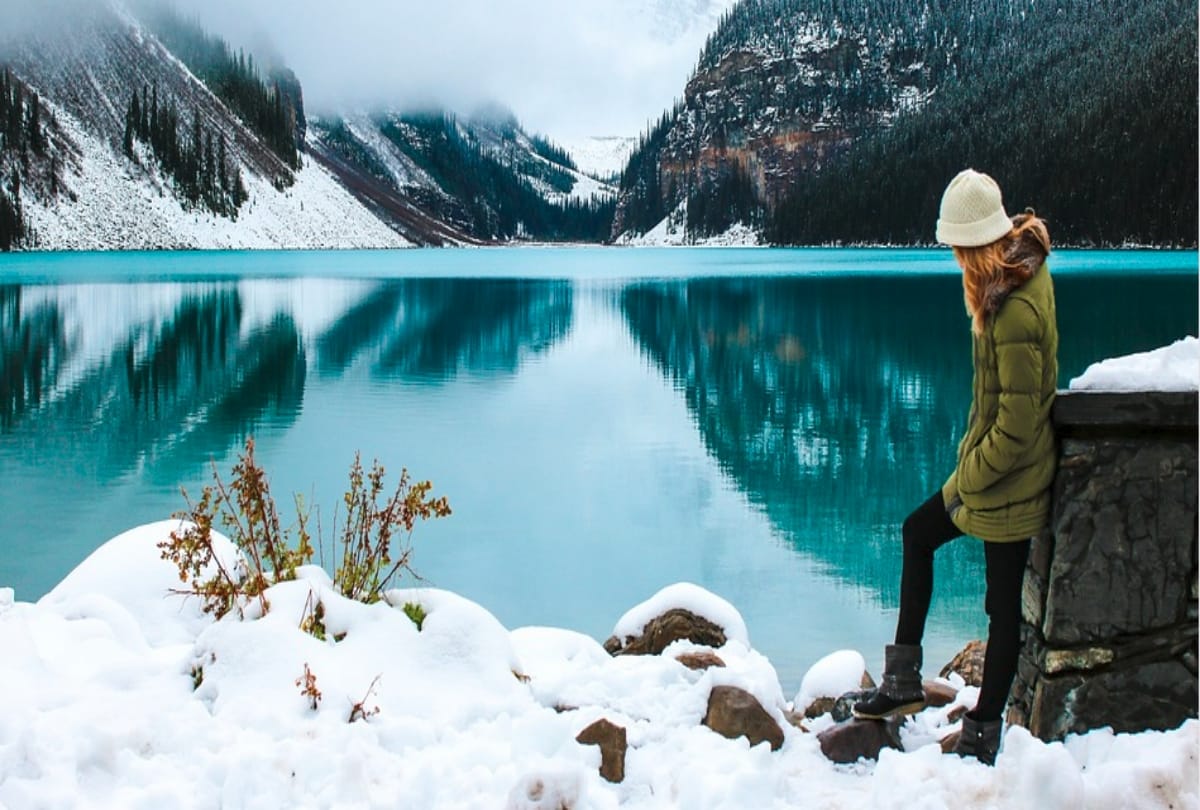 girls best place for travel alone