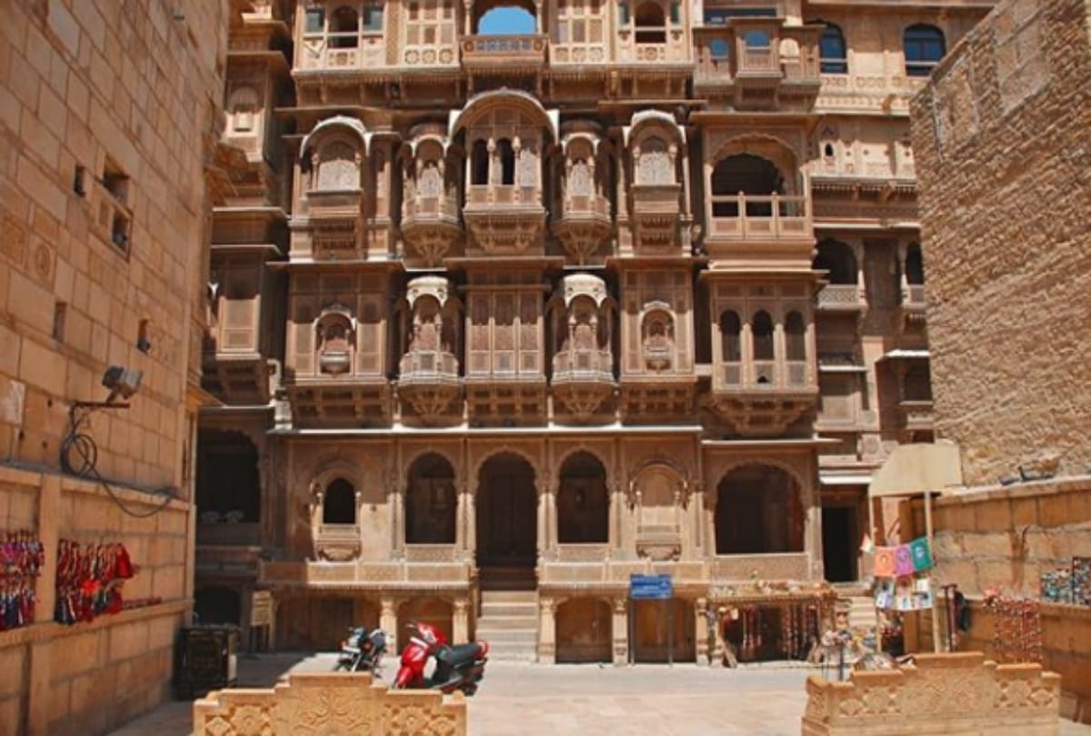 Christmas 2018 the golden city jaisalmer become hot destination for new married couple