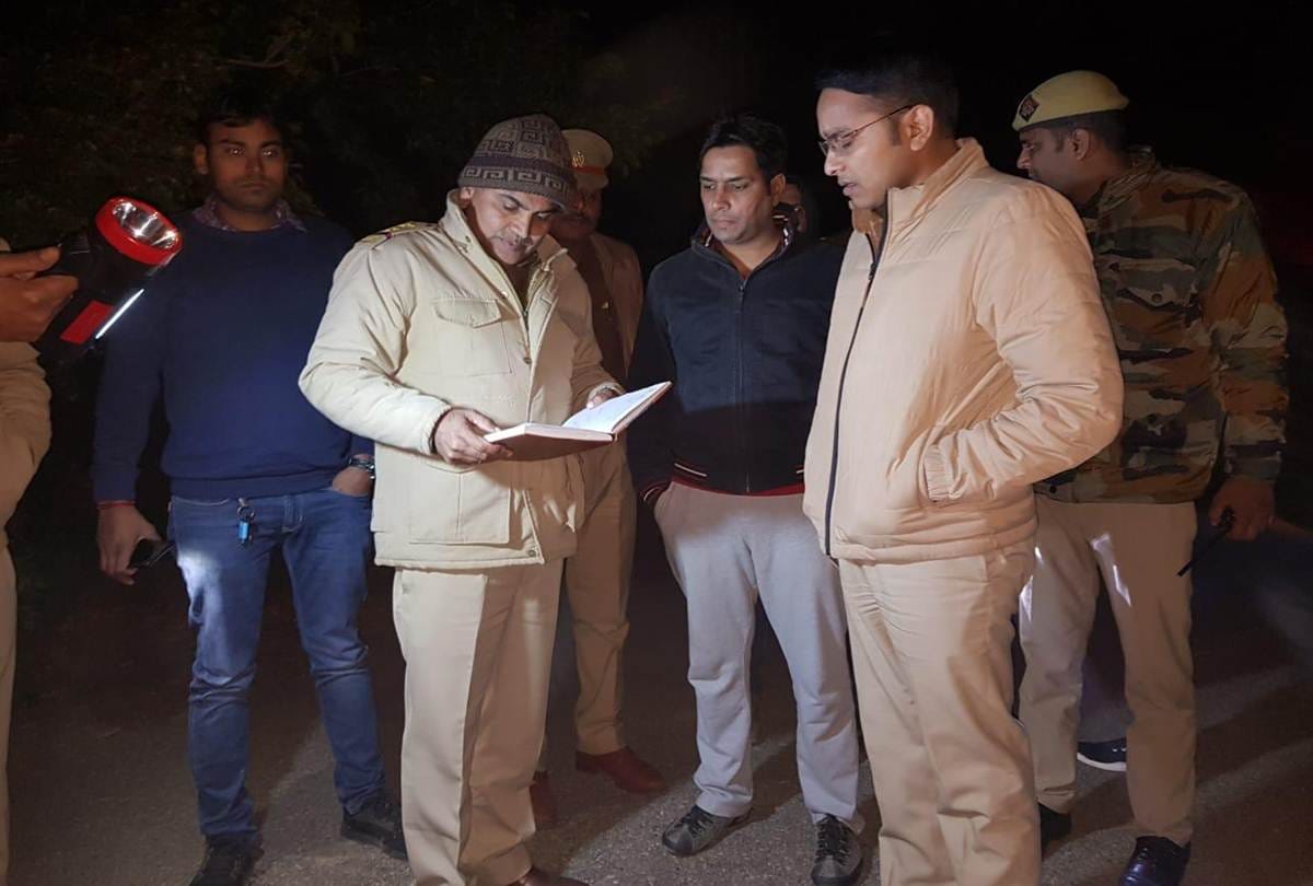 police shot 3 criminals in 2 encounter in Greater Noida