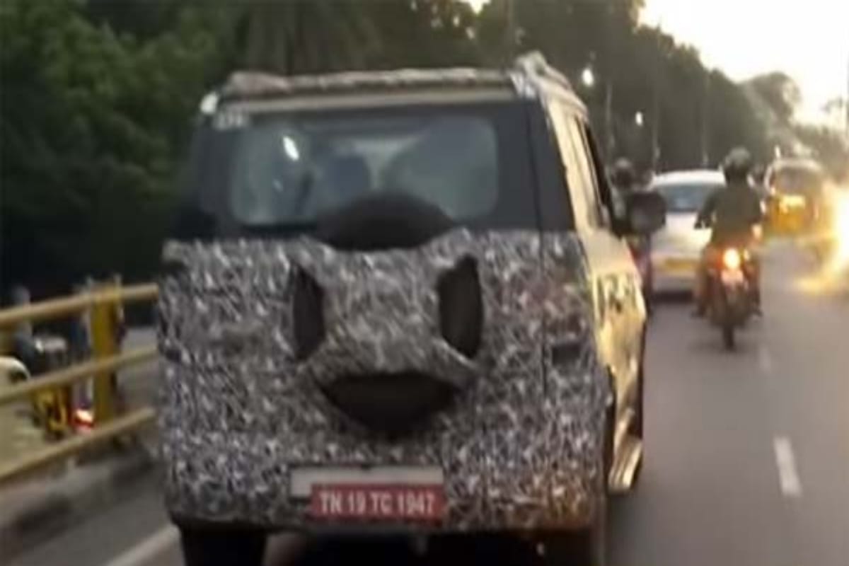 Mahindra TUV 300 facelift spied in chennai
