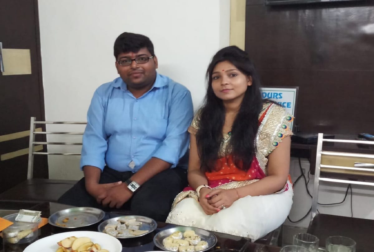 Doctor commit suicide just after seven days of marriage in Agra