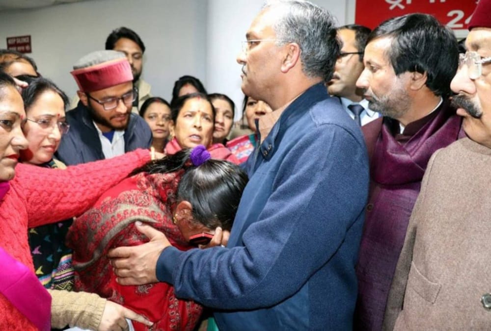 Mother want to do daughter marriage now doing her funeral after burnt in pauri
