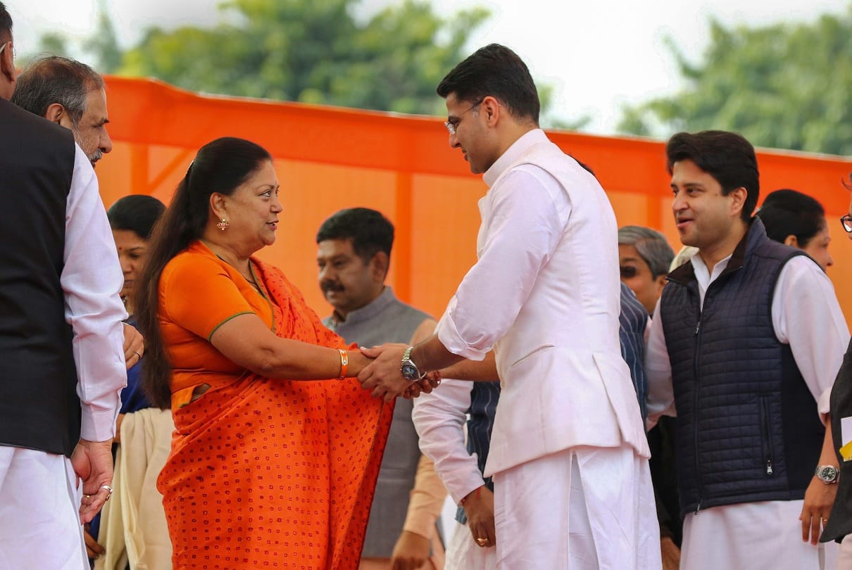 Assembly elections 2018 :These pictures proof harmony still exists between politicians
