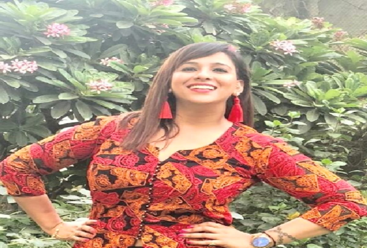 Shilpa joshi of kunihar solan has made her Bollywood debut in singing