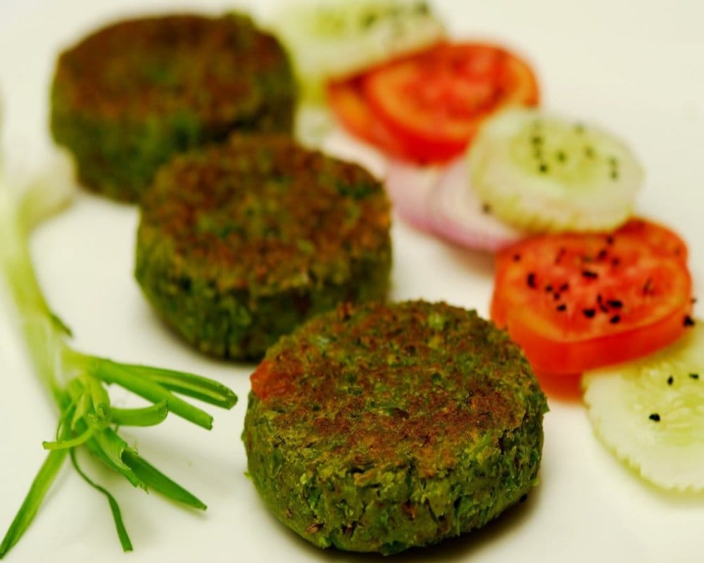 In this winter you will love to have Pigweed tikki or bathua ki tikki