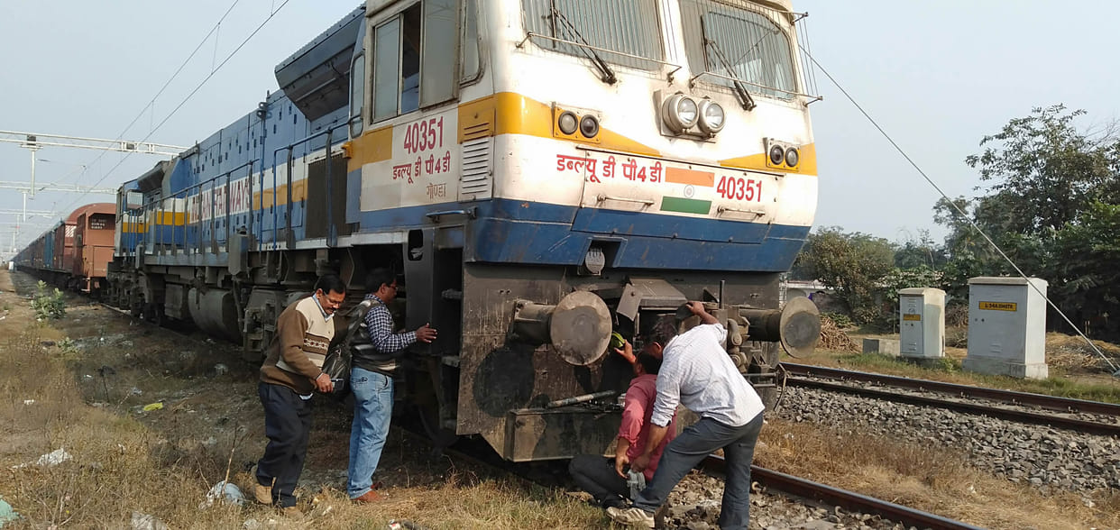 animal colided to bapudham express