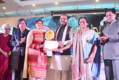 smart beti award by amar ujala