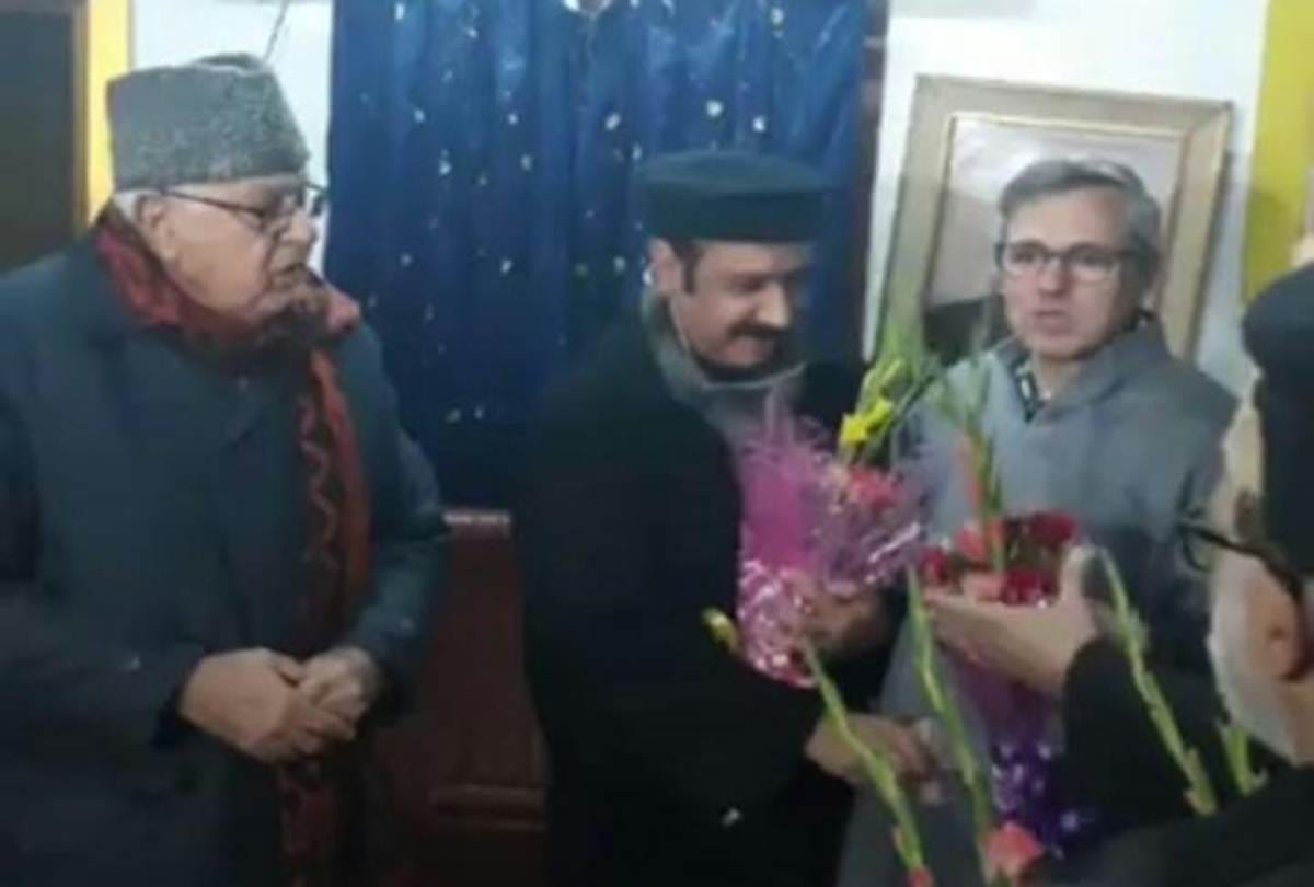Basharat bukhari joins NC in presence of Dr Farooq abdullah and omar abdullah