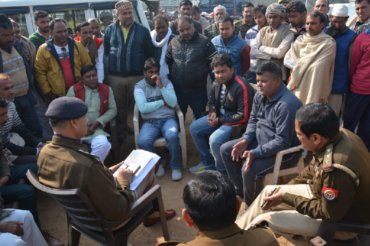 UP: Crooks looted dozens of truck drivers on the dhaba in muzaffarnagar