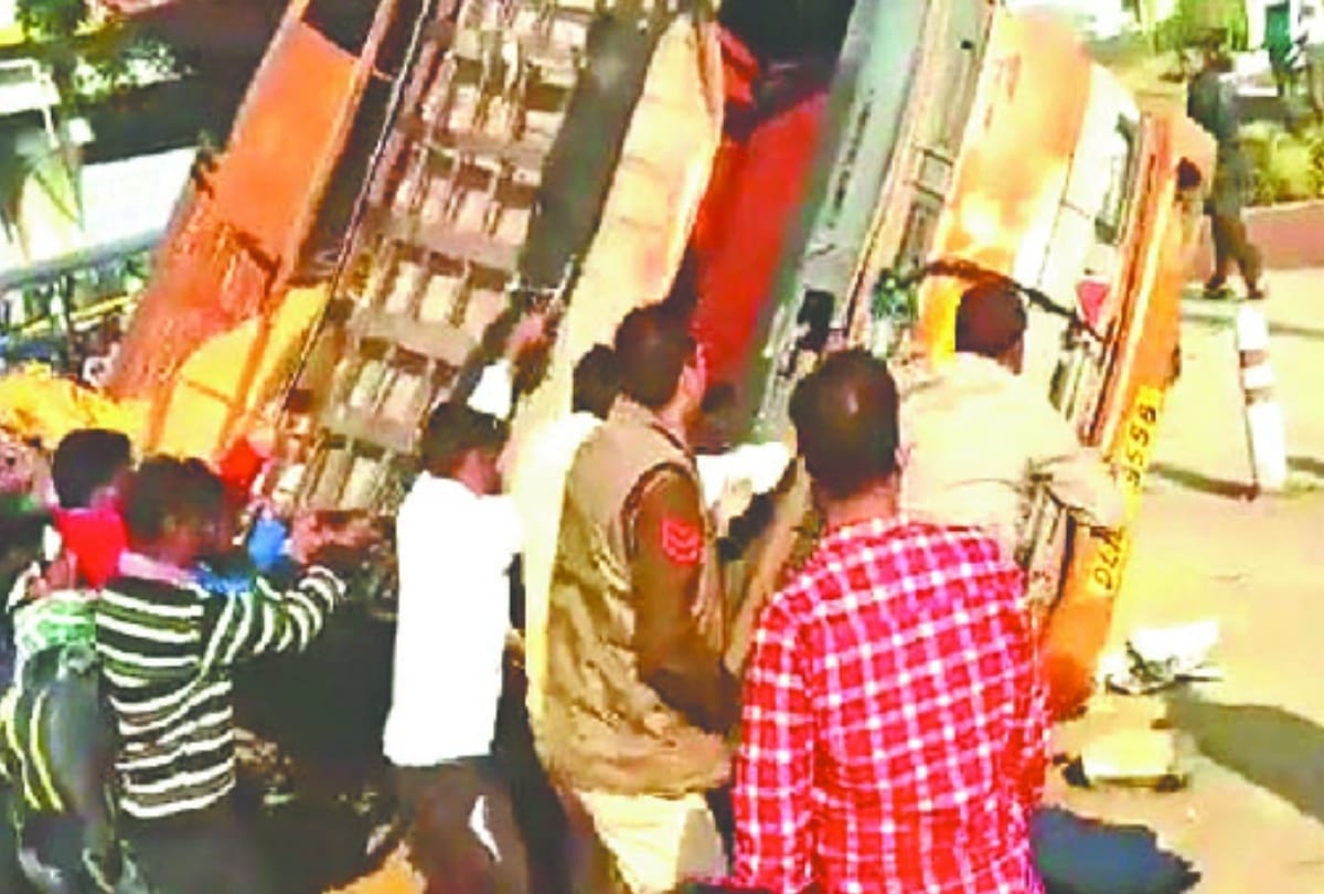Girl died in road accident in delhi side story