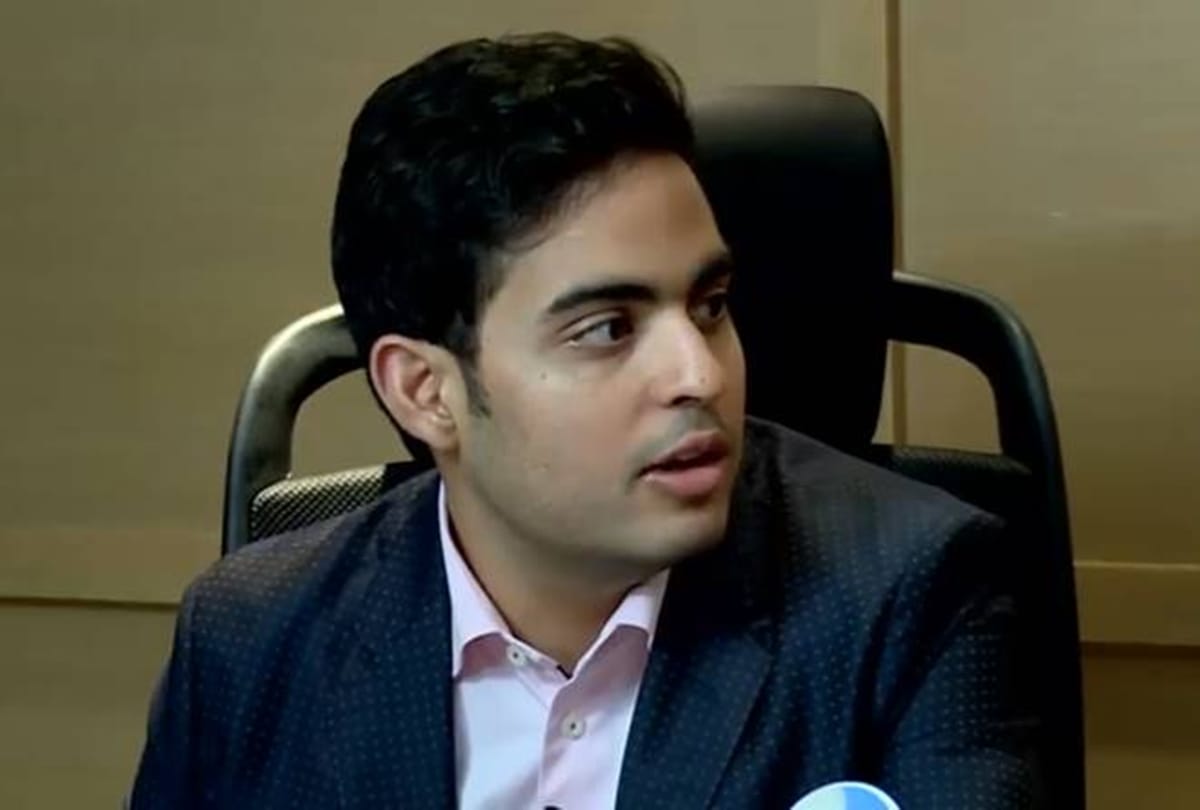 Corona in Uttarakhand Latest news : akash and anant ambani will give five crore eleven lakh to devasthanam board