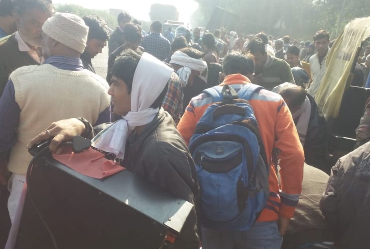 bulandshahr nh 91 accident between scorpio and bus 3 died including bsf jawan 10 injure