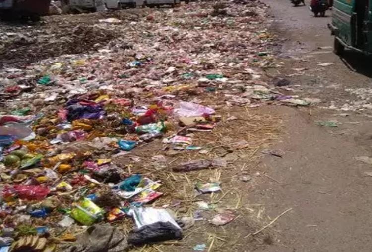 nagar nigam will impose fines against who throws garbage on the road