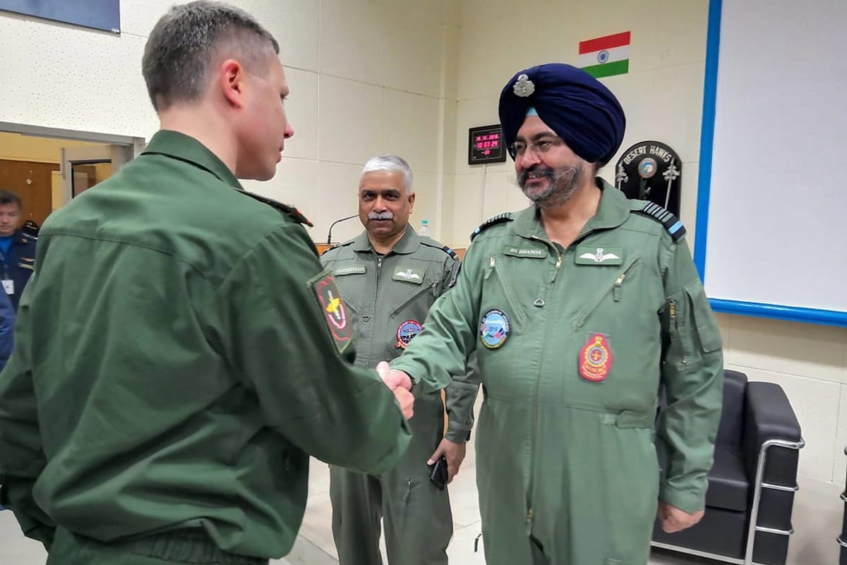 Russian lieutenant said Indian Pilots are best in flight operations