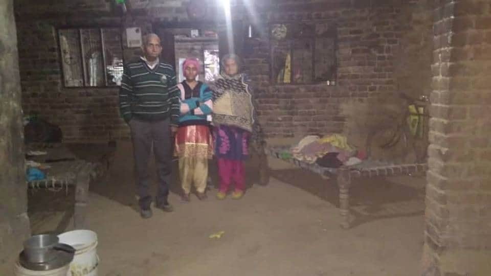 Freedom fighters son Run auto rickshaw bad condition without pension
