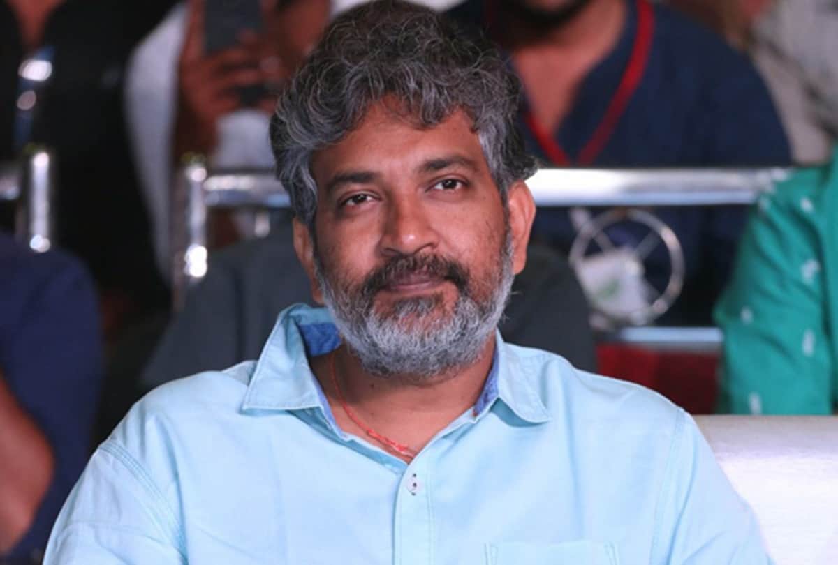 Rajamouli reveals interesting details about Ram Charan and Jr NTR starrer RRR