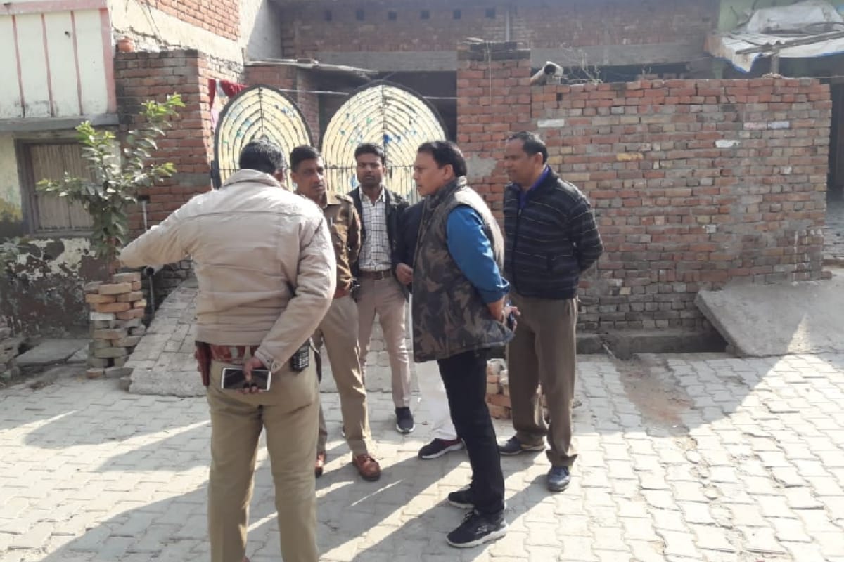 Meerut: Stressful peace in Shobhapur after Ashish murder case police deployed