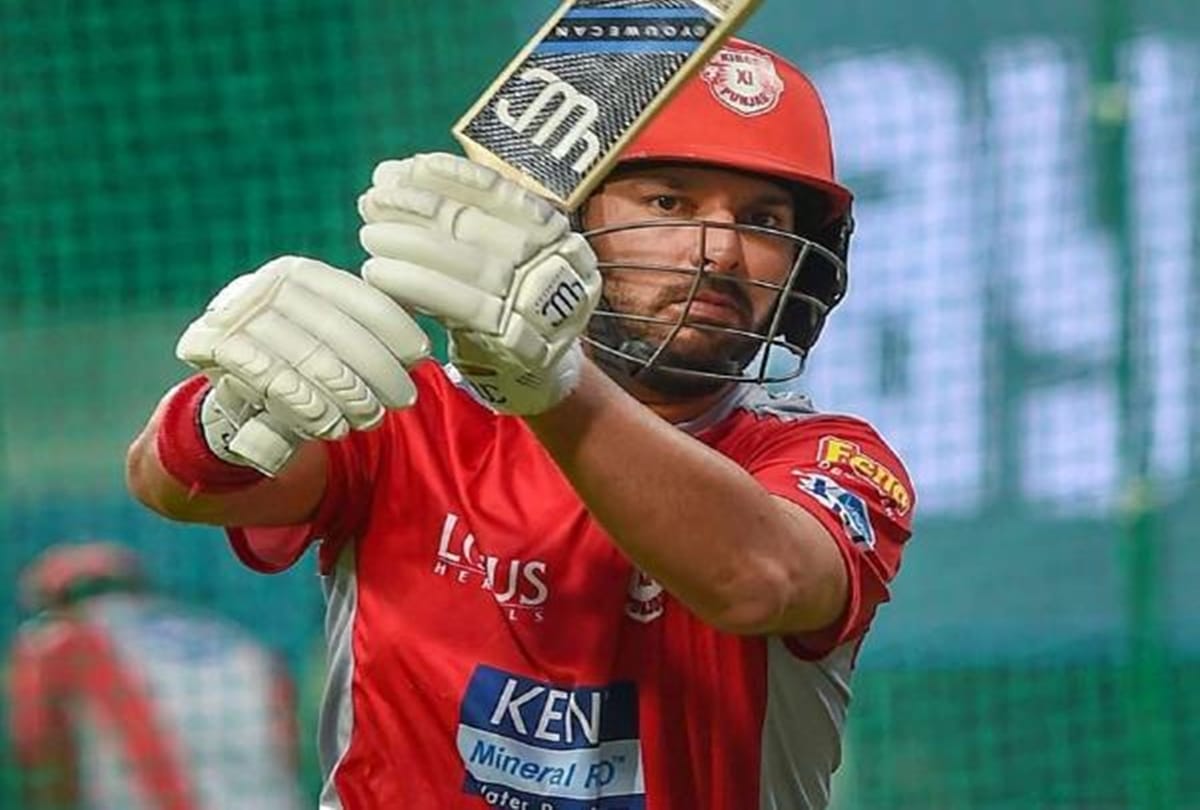 yuvraj singh hits 80 runs in dy patil t20 cup