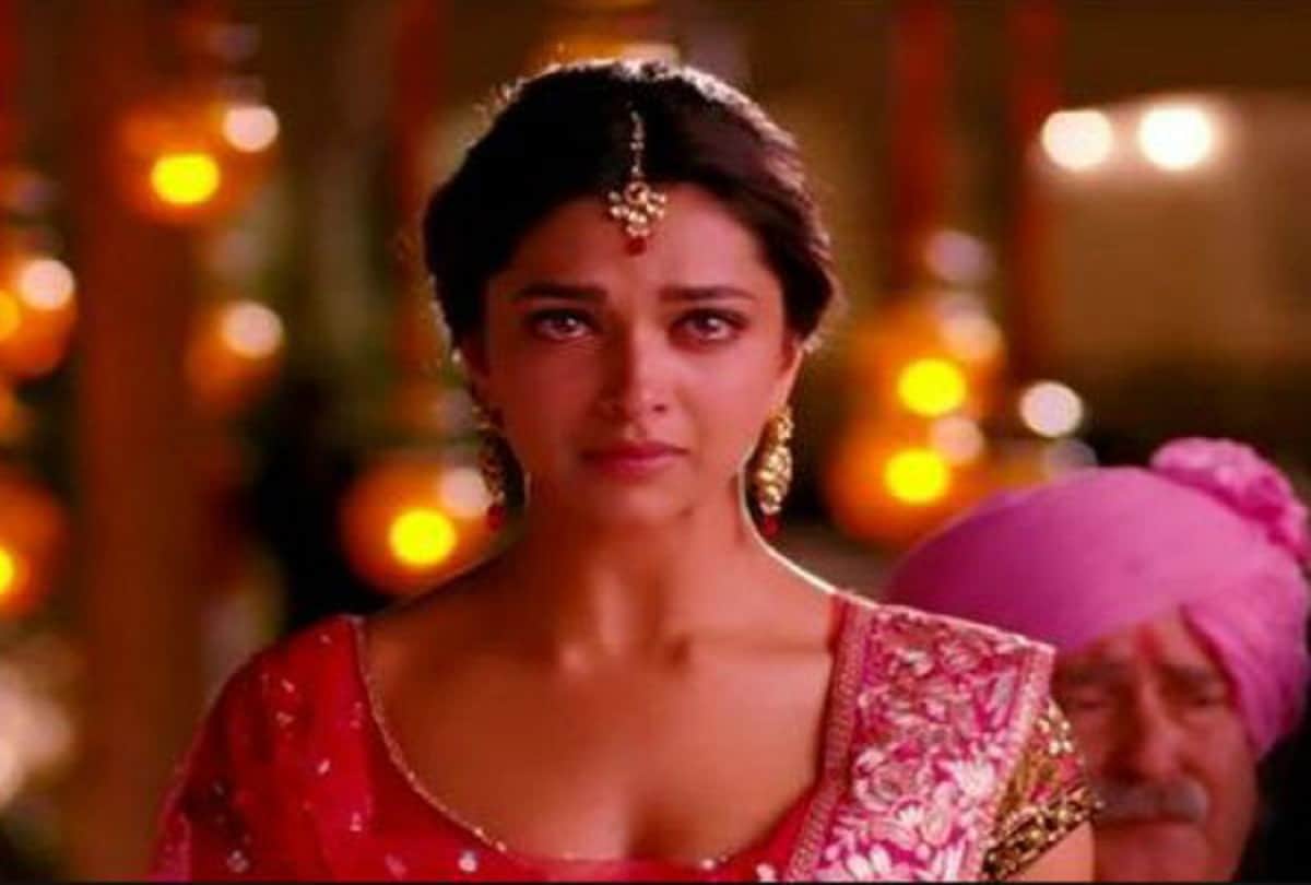 5 bollywood actress who looks bold in crying scene