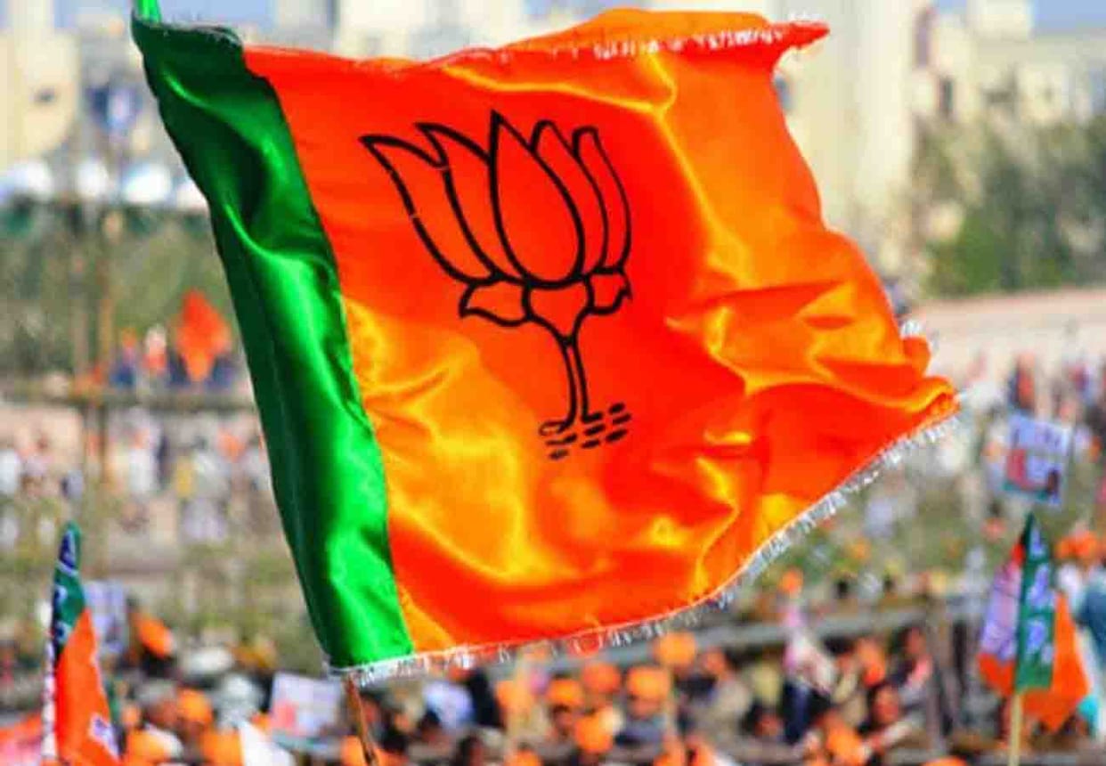 BJP will create Whatsapp groups at sector level to join voters