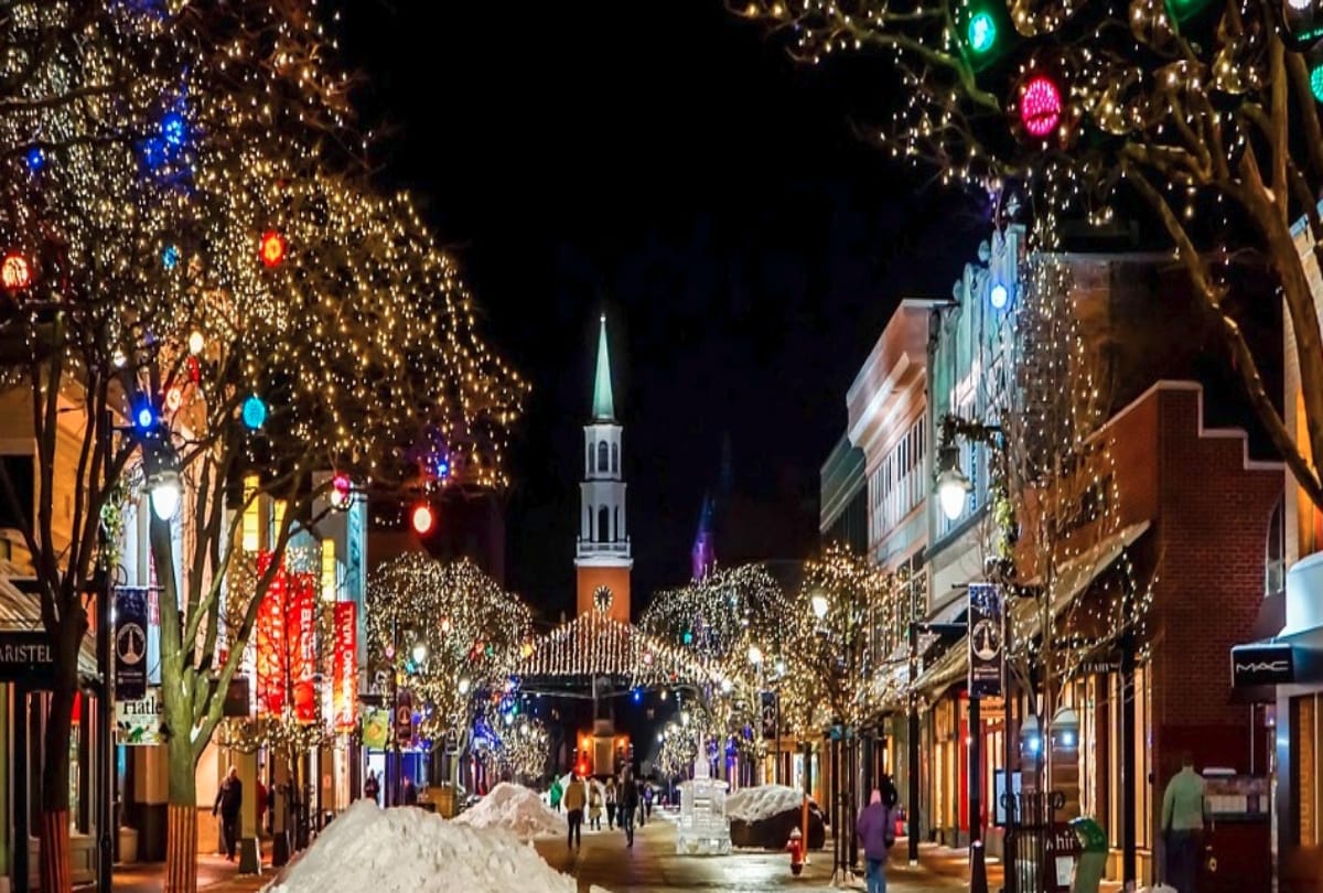 Merry Christmas 2018: Best places to visit during christmas celebration in india