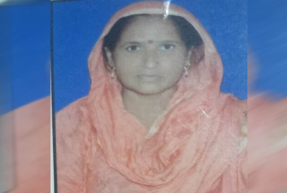 Pregnant woman killed in accident before give birth child 