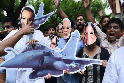 top political incidents of year 2018 rafale trump congress nirav srilanka pakistan imran khan