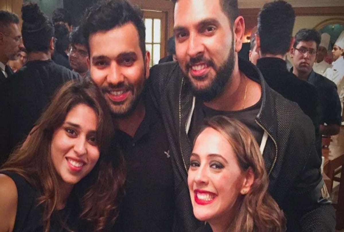 Rohit sharma have to apologize his wife Ritika Sajdeh on her birthday, see there cute chemistry