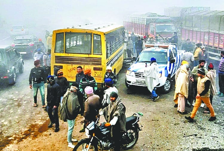 Three people died in road accident in Pinjore of Haryana