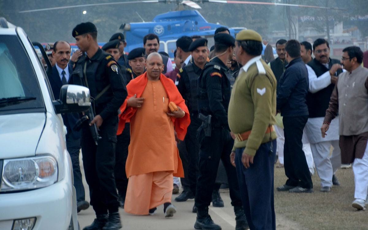 Yogi adityanath says that non resident indian got new memories of hospitality