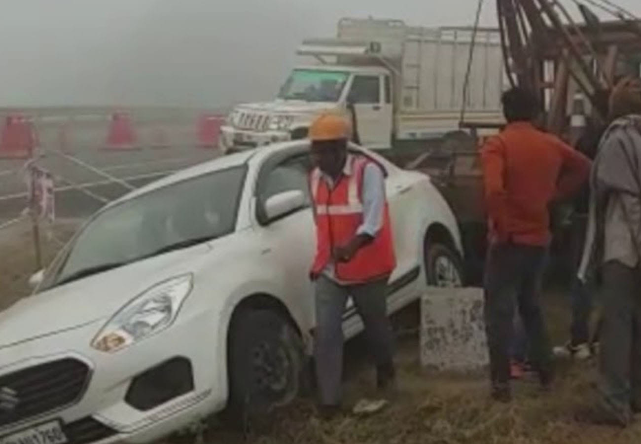 Accident in unnao due to fog