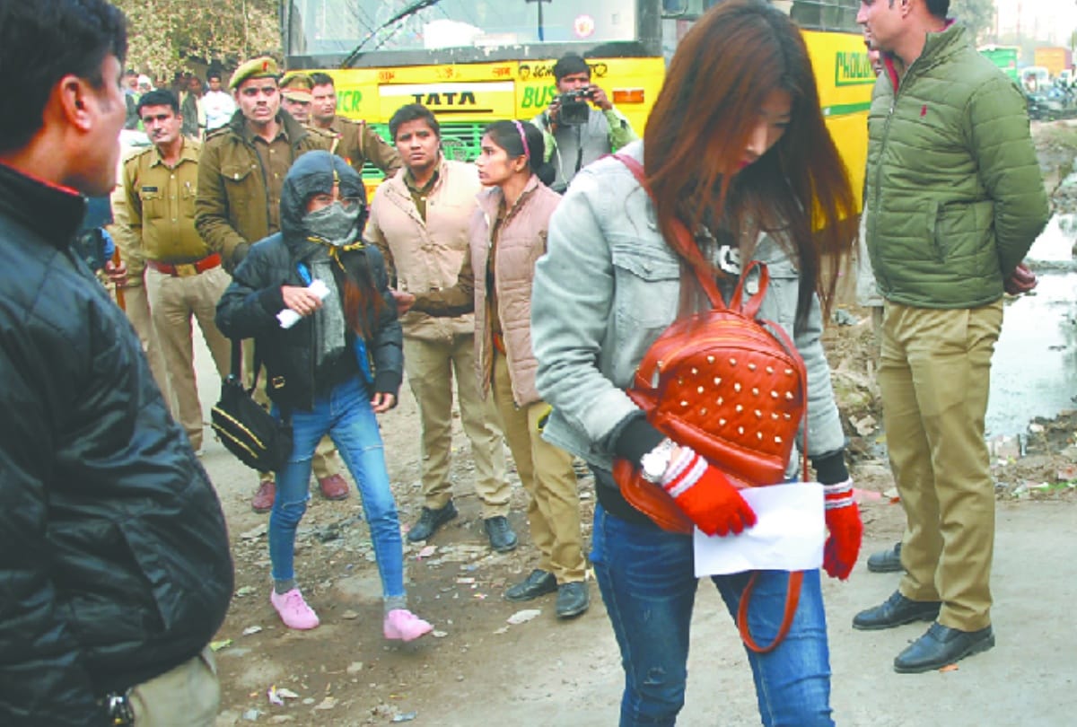 25 thousand foreign Thugs were made by fake call center noida