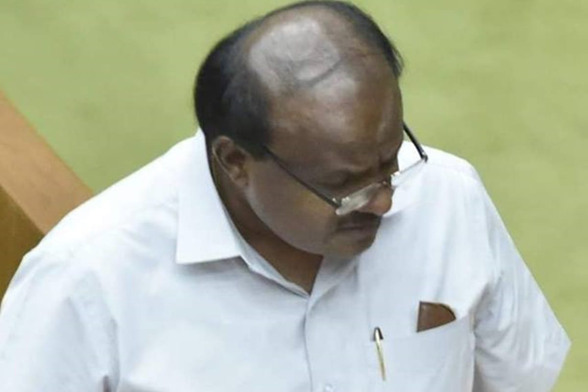 HD Kumaraswamy will expand its cabinet today before that minister R Shankar show him  frown