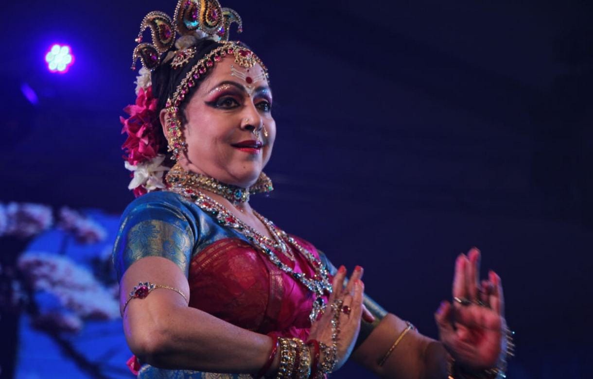 Hema Malini will perform a special balle dance on Maa Ganga