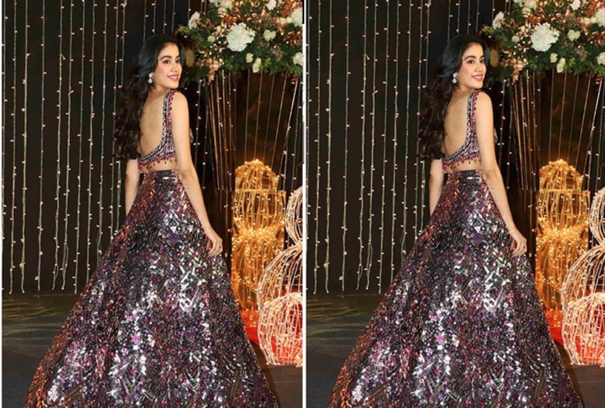 It is difficult to look away from Janhvi Kapoor stunning lehenga