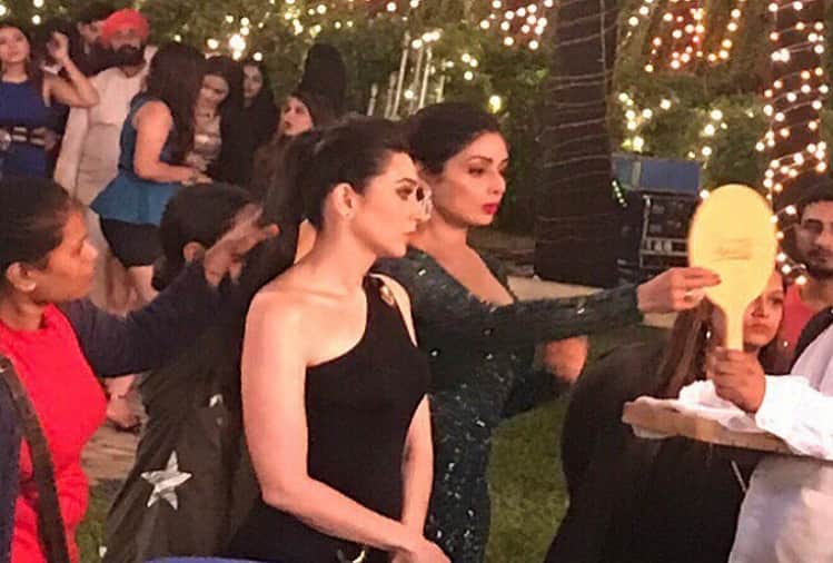 Sridevi last film Zero released Karisma Kapoor shared emotional post with picture