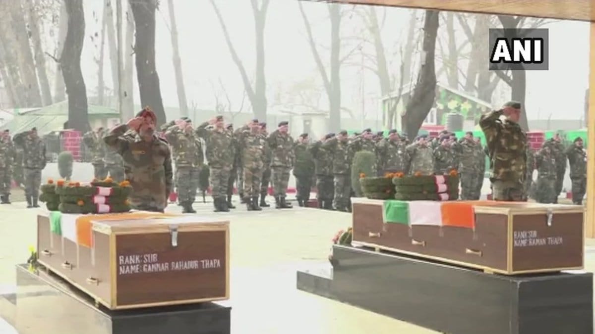 Army pays tribute to Subedar Gamar Bahadur Thapa and Subedar Raman Thapa 