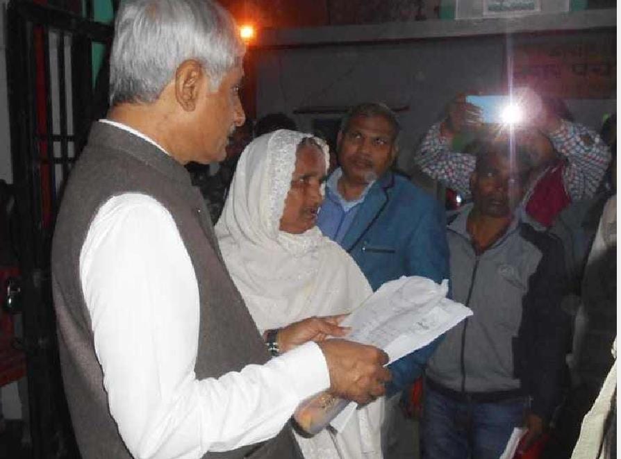 शवदाह गृह गलत स्थान पर बना मिला, सेवा पुस्तिकाएं अधूरी
